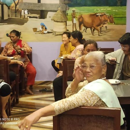 Hotel Namo Buddha سوراها المظهر الخارجي الصورة